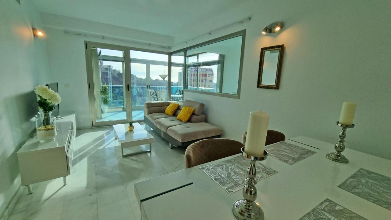 Skyline 14 Large And Sunny All-Day Balcony With Stunning Sea Views Benidorm Kültér fotó