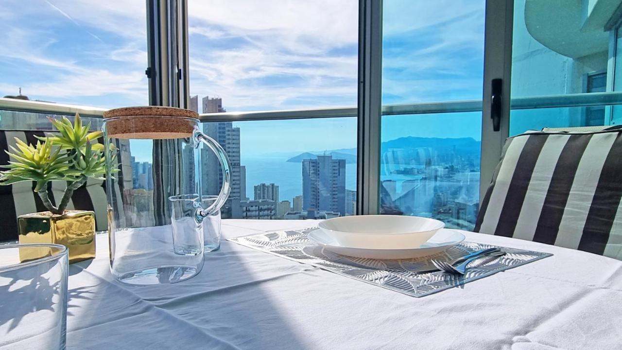 Skyline 14 Large And Sunny All-Day Balcony With Stunning Sea Views Benidorm Kültér fotó