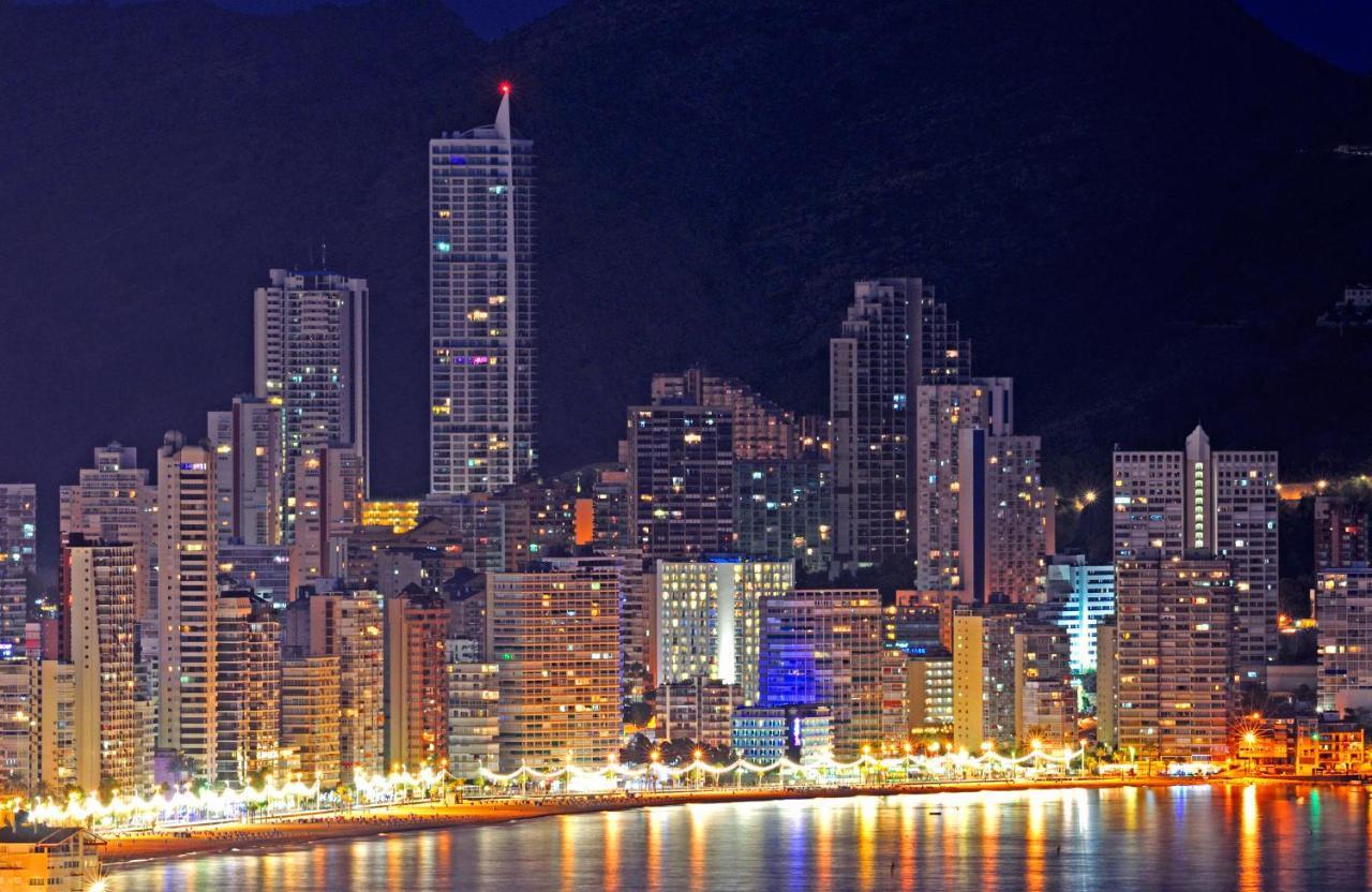 Skyline 14 Large And Sunny All-Day Balcony With Stunning Sea Views Benidorm Kültér fotó